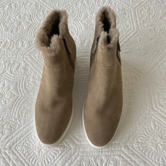 Caslon Wedge Booties CNAVERIE Zipper Closure Leather Suede Tan 9 - Picture 2 of 6